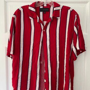 No Boundaries short sleeve button down